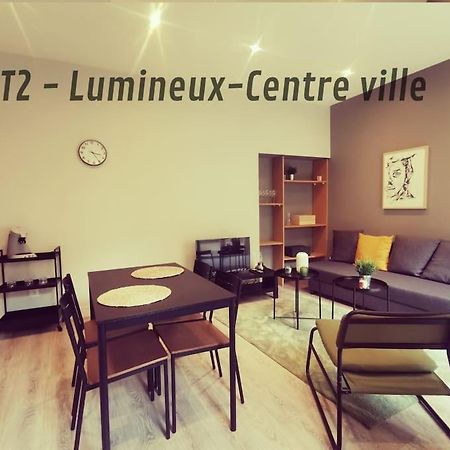 Vienne: Appartement Au Coeur Du Centre Historique Vienne  Eksteriør billede